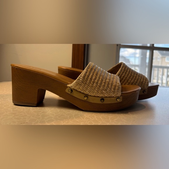 a.n.a. | Womens Robinson Heeled Sandals. Size: 8 - Picture 3 of 15